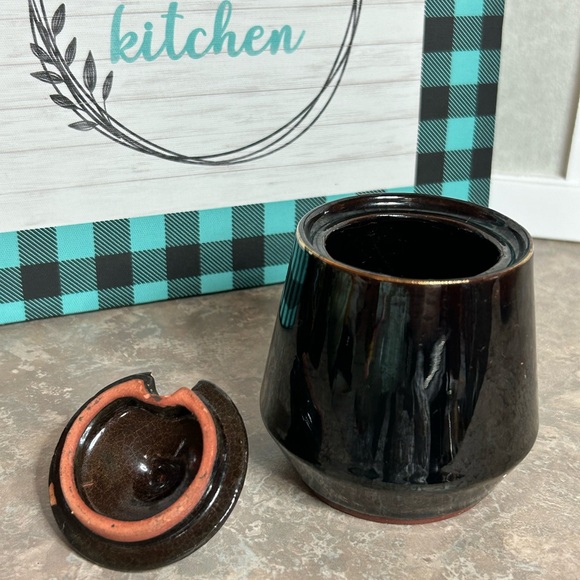 Japan Redware Tea Set and Salt/Pepper Shakers - Picture 5 of 14